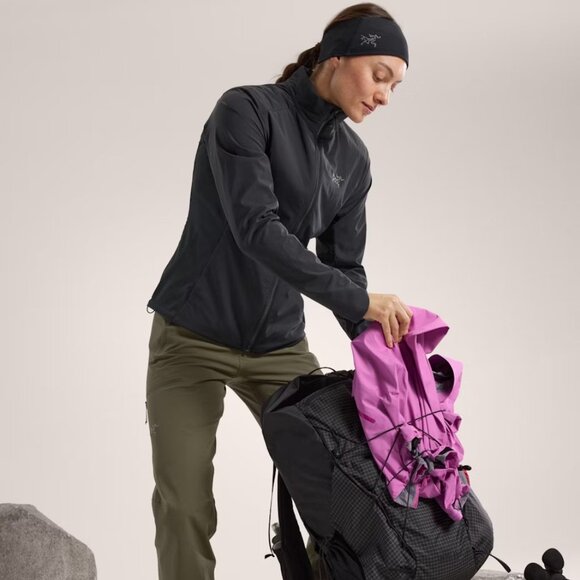 Arc'teryx Women's Atom LT Jacket Puffer Outdoor Hiking EverydayC Coat Embroidere